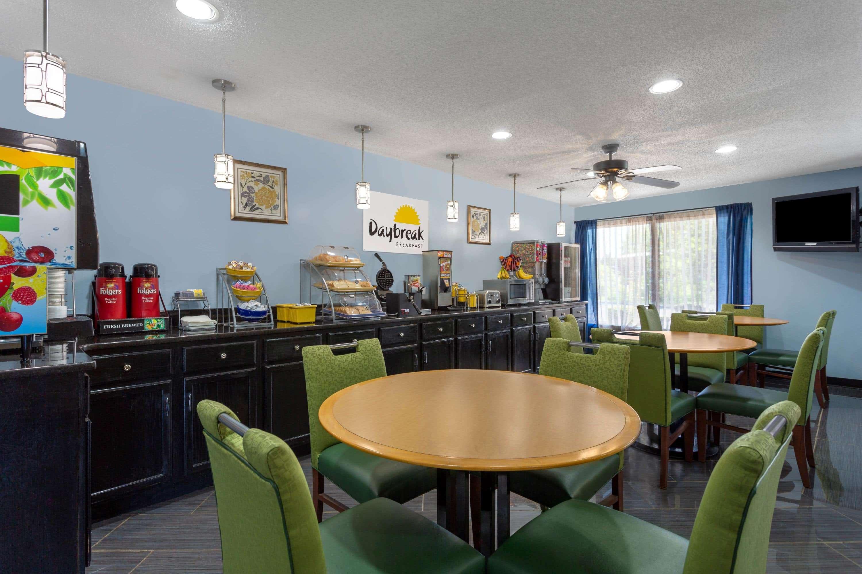 Days Inn By Wyndham Greensboro Airport Exteriér fotografie